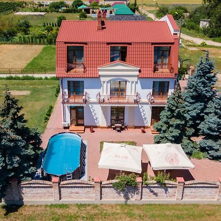 Dom Fedorovyh Hotel Sergeyevka Exterior photo